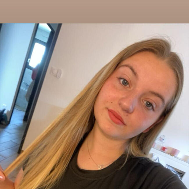 Babysitter in La Roche-de-Glun: Louane