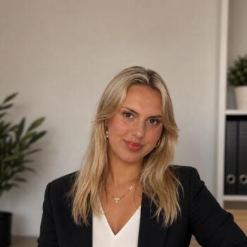 Babysitter in Odivelas: Juliana