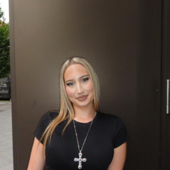 Babysitter Berlin: Sanjana