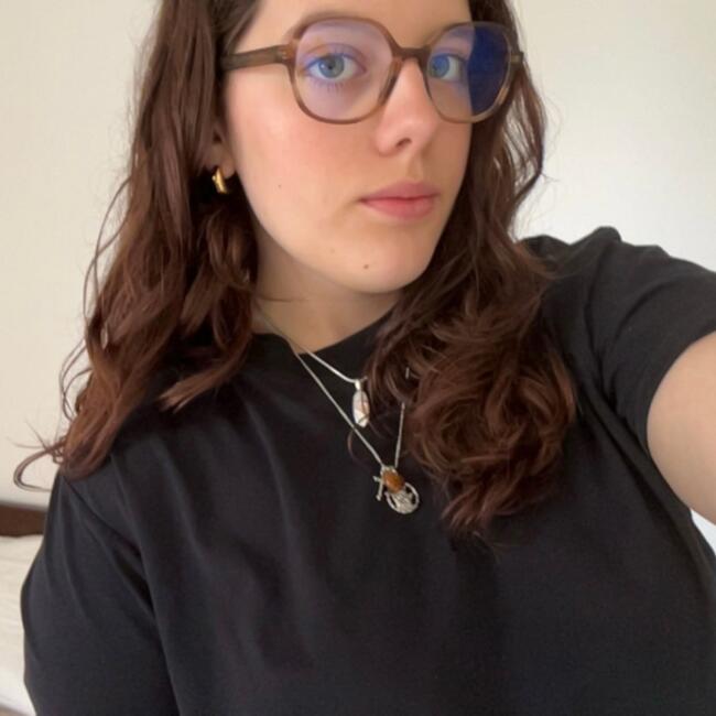 Baby-sitter à Longny-au-Perche: Lea