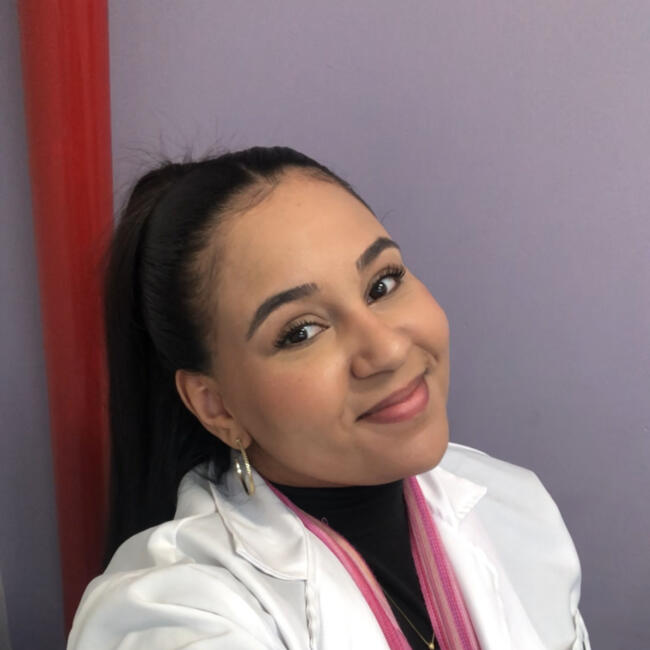 Babysitter in Criciúma: Roberta