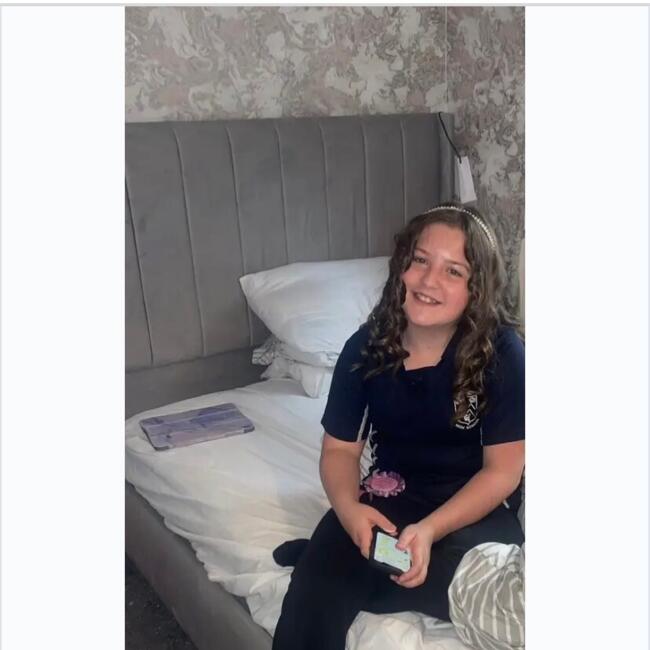 Babysitter in Manchester: Lacey