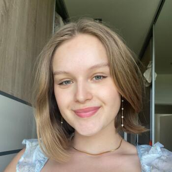 Babysitter in Wien: Mona-Marie