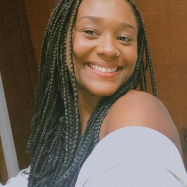 Babá em Rio de Janeiro: Adrielli