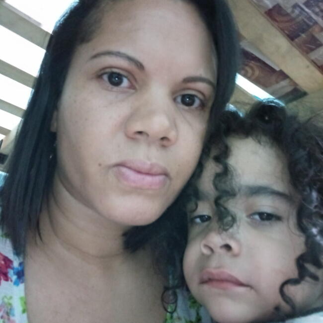 Emprego de babá em Montes Claros: Vanda