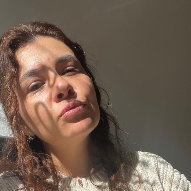 Nanny in Madrid: Mirna esther