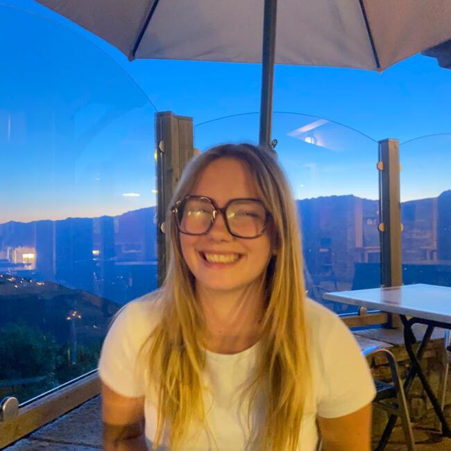 Babysitter in Périgueux: Mathilde