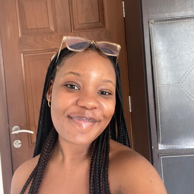 Babysitter in Debrecen: Tsitsi