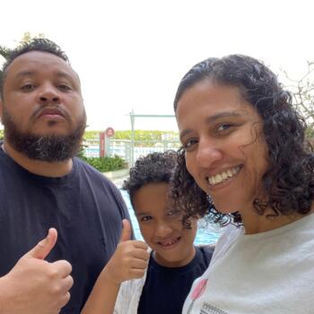 Emprego de babá em Angra dos Reis: emprego de babá Deuzielle