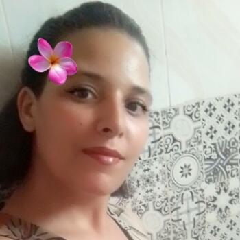 جليسة أطفال في مراكش: Oumaima