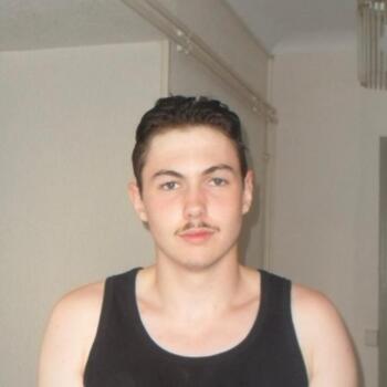 Babysitter in Maisons-Alfort: Corentin