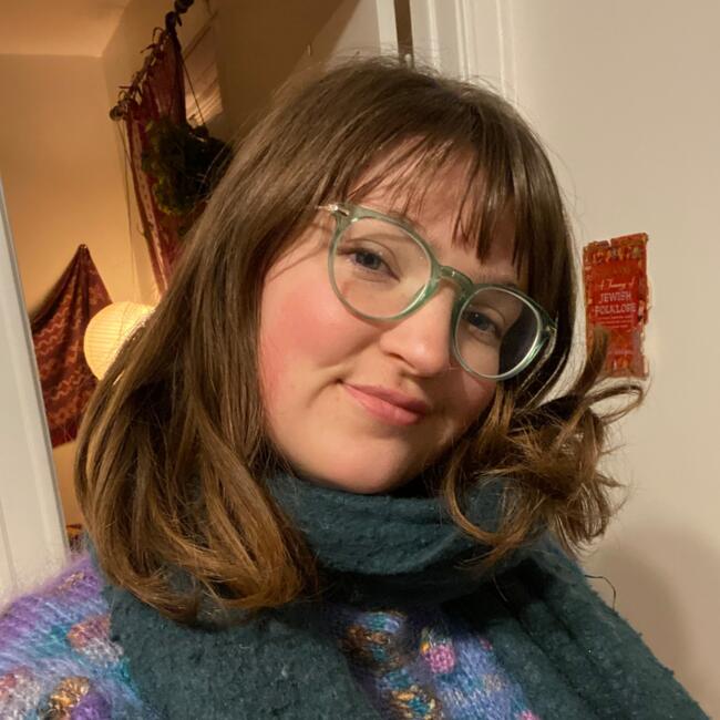 Babysitter in Chicago: Jules