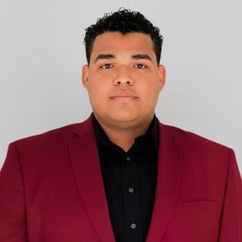 Babysitter Santo Domingo: Junior Capellán