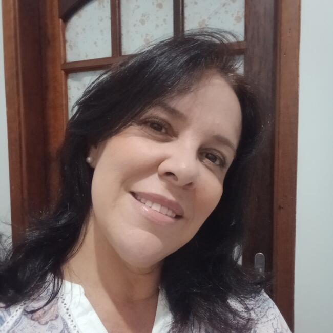 Babá em Resende: Rosiane