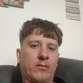 Babysitter in Burnley: Shaun