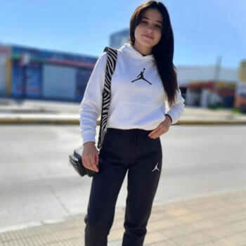 Babysitter Canelones: Luzmila