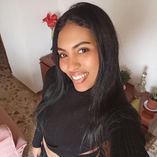 Babysitter in Almoradí: Yusleivi