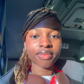Babysitter in Edmonton: Oyadongha