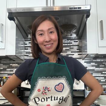 Babysitter in Calgary: Chloe