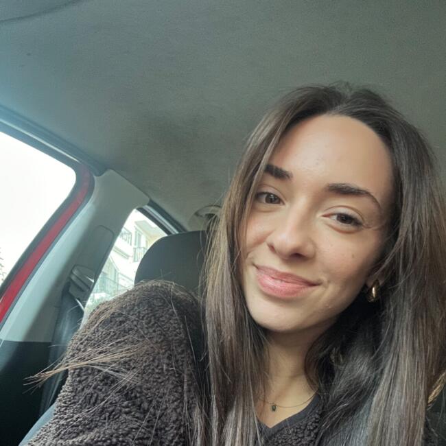 Babysitter στην περιοχή Αιγάλεω: Eleni