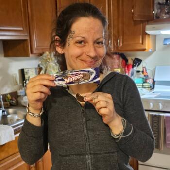 Babysitter in Poughkeepsie: Johnna