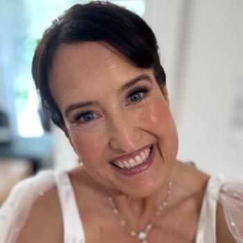 Babysitter em Gold Coast: Belinda