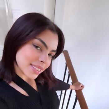 Babysitter in Neuilly-sur-Seine: Kenza