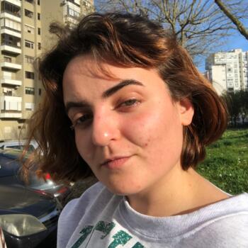 Babysitter in Guimarães: Raiane