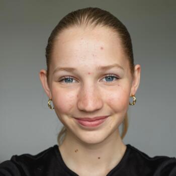 Babysitter in Frouzins: Emilie