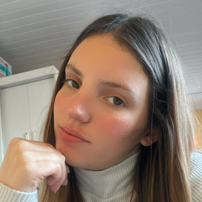 Babysitter in Pando: Serena