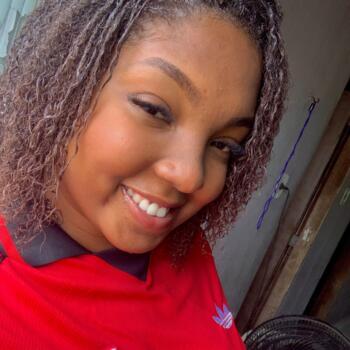 Babysitter Nova Iguaçu: Luiza