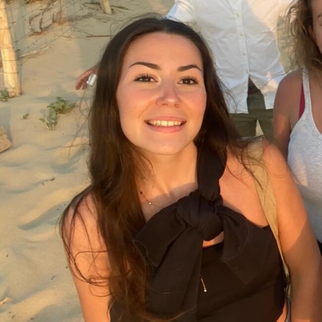 Babysitter in Antony: Mathilde