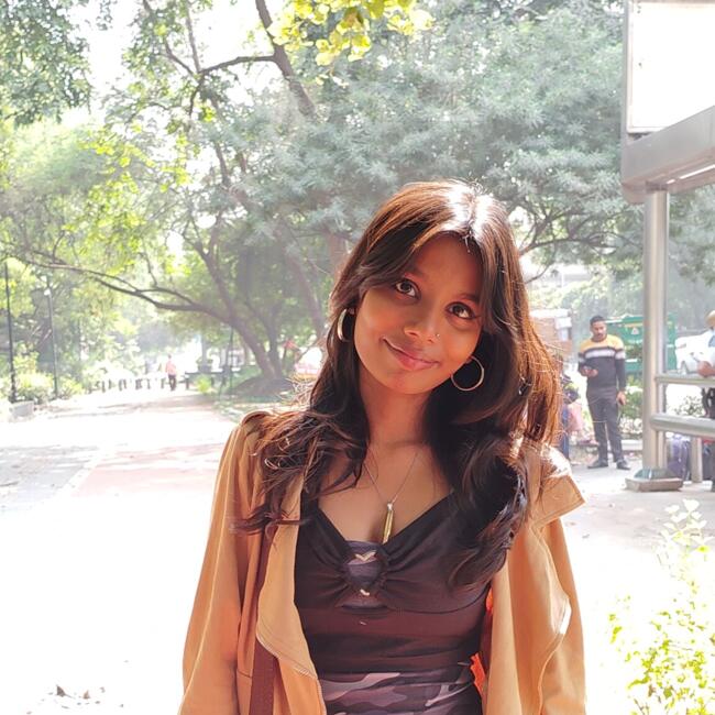 Babysitter in New Delhi: Sadhna