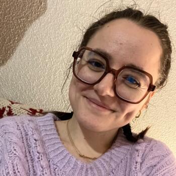 Babysitter in Paris: Cassandra