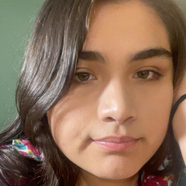Babysitter in Mission (Texas): Korina