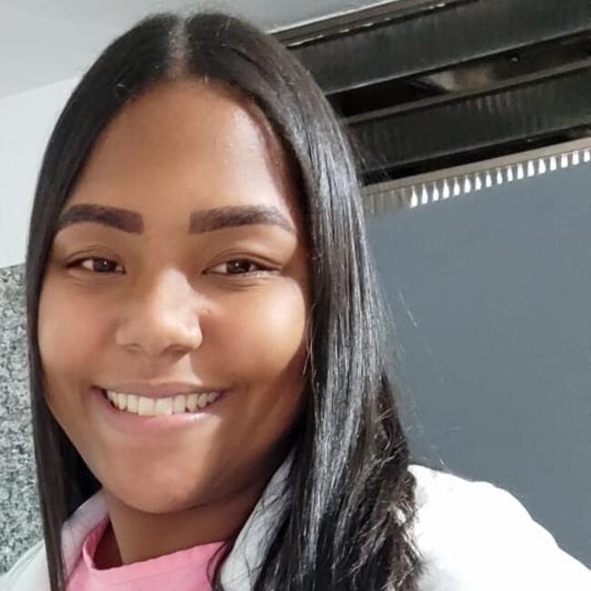 Babysitter in Juiz de Fora: Isabela