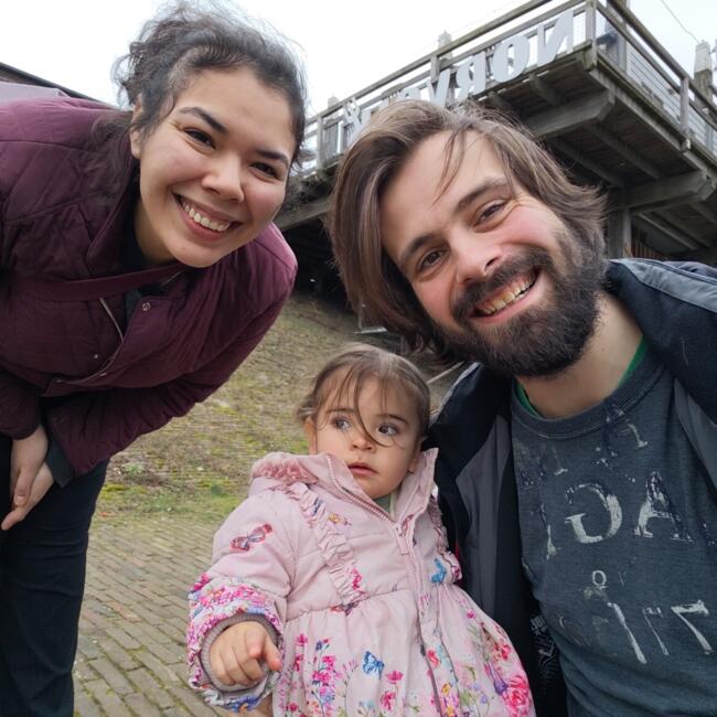 Oppaswerk in Den Haag: Elmar