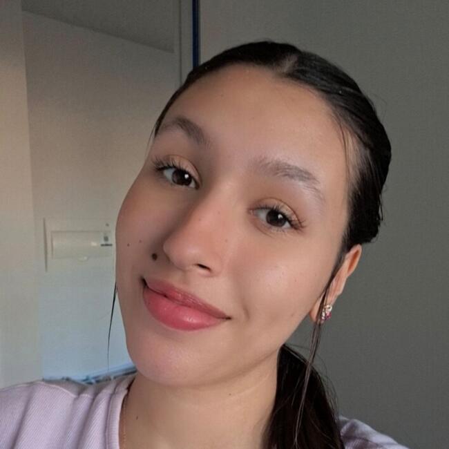 Babysitter in Londrina: Manuela