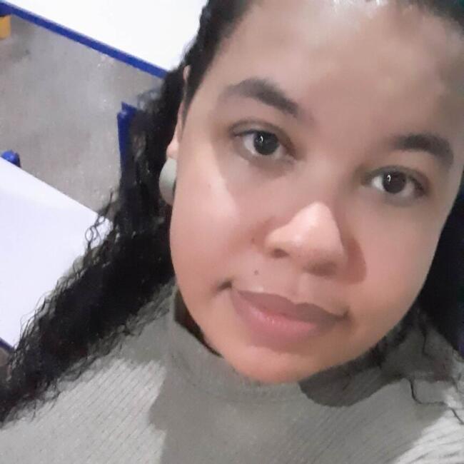 Babysitter in Itabuna: Larissa