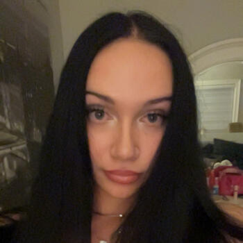 Baby-sitter in Milton: Emma