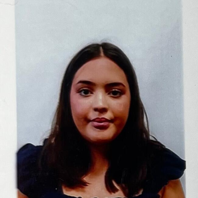 Babysitter in Seville: Julia