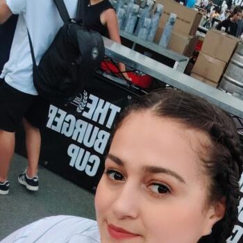 Babysitter in Vitoria-Gasteiz: Lorena