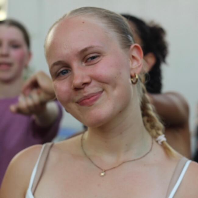 Babysitter in Alfortville: Nina