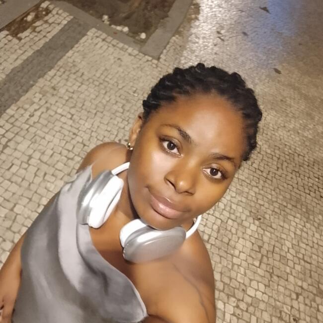 Babysitter em Vila Nova de Gaia: Imahculada