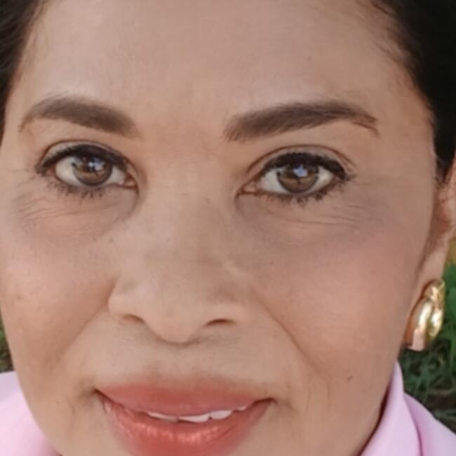 Babysitter in Heredia: Yesenia