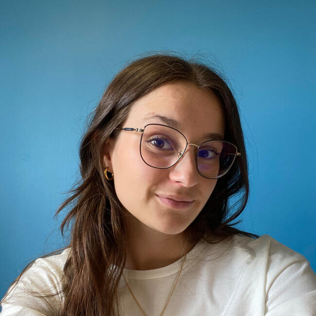 Babysitter in La Chapelle-sur-Erdre: Louise