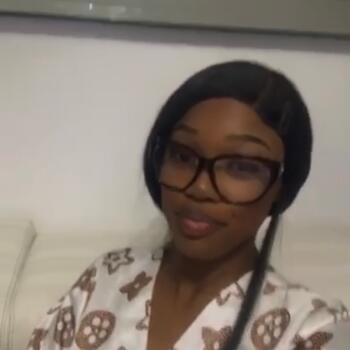 Baby-sitter in Colombes: Kimya