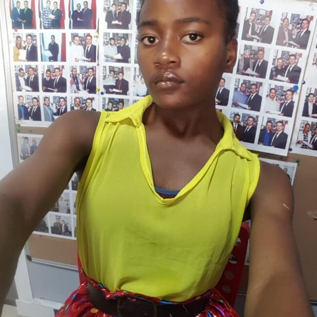 Babysitter in Marrakech: La Reine Menaly
