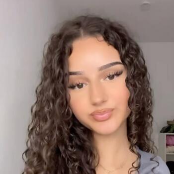 Babysitter in Berlin: Yasmin