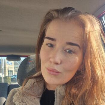 Babysitter in Nijkerkerveen: Claudia